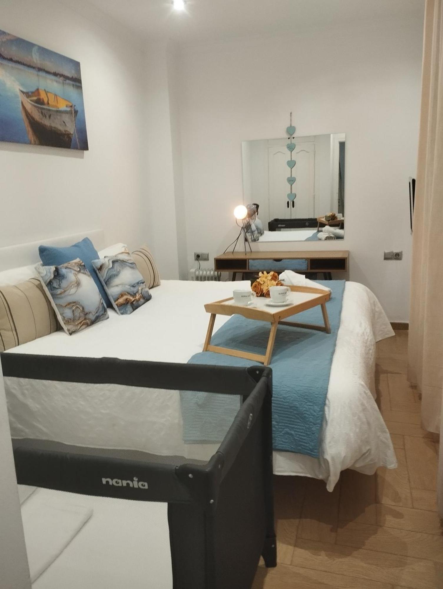 דירות פואנגירולה Port House, Paseo Maritimo,A Un Minuto Playa מראה חיצוני תמונה