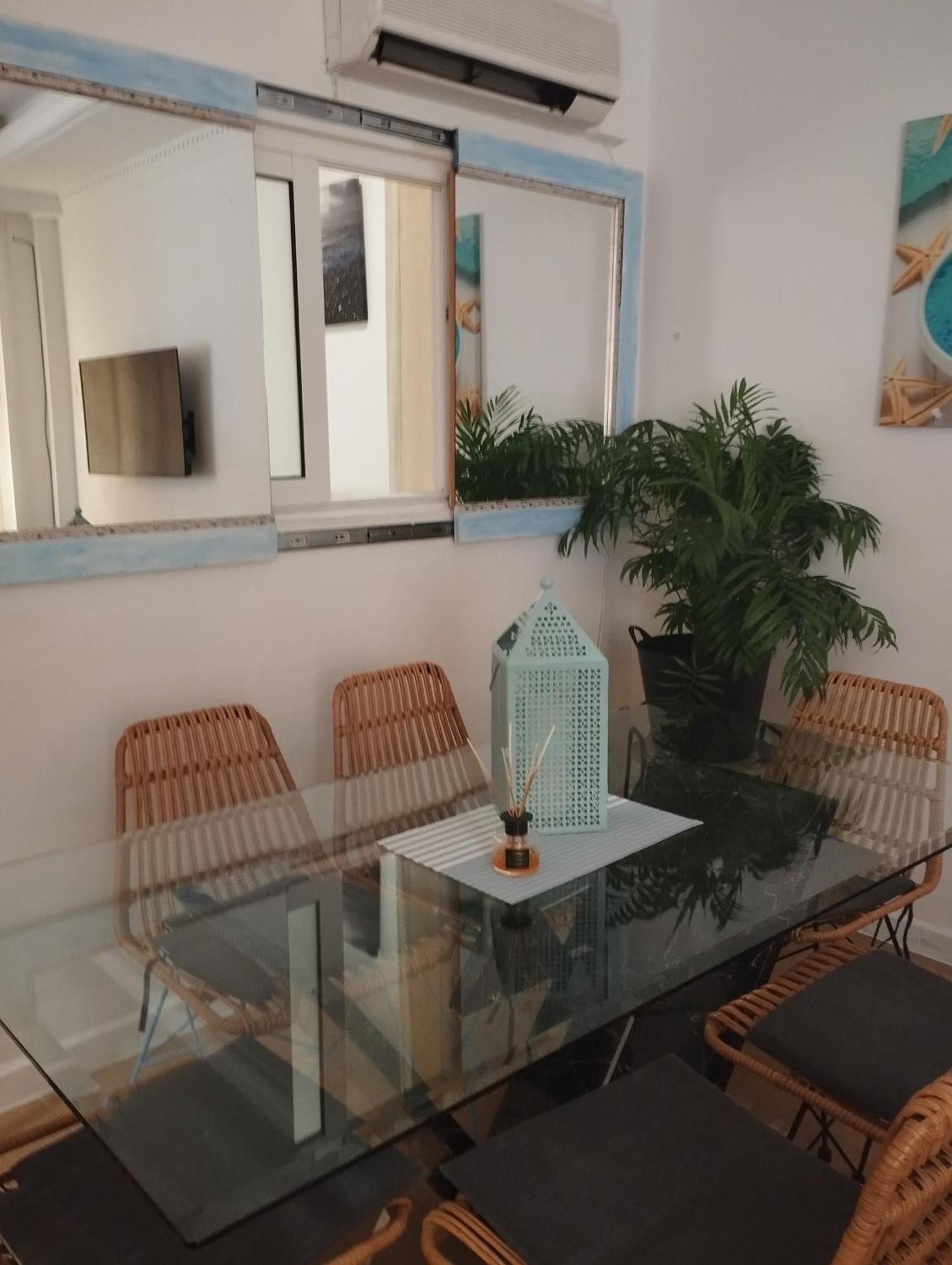 דירות פואנגירולה Port House, Paseo Maritimo,A Un Minuto Playa מראה חיצוני תמונה